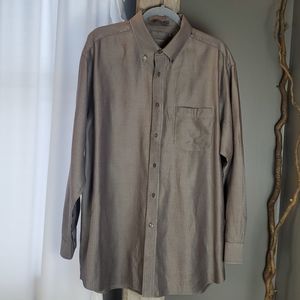Daniel Cremieux brown long sleeved button-down shirt in size X-Large